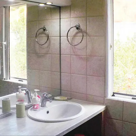 Hébergement de vacances Gorgeous In With Kitchen Derveni